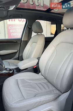 Внедорожник / Кроссовер Audi Q5 2011 в 