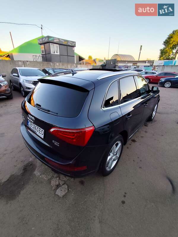 Внедорожник / Кроссовер Audi Q5 2012 в Чернигове