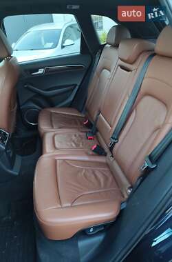 Внедорожник / Кроссовер Audi Q5 2012 в 
