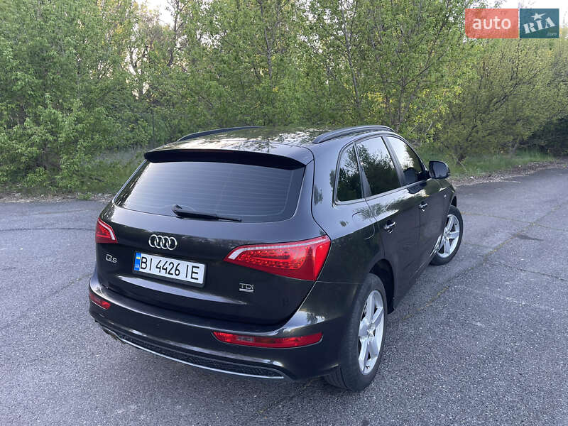 Внедорожник / Кроссовер Audi Q5 2010 в Шишаки