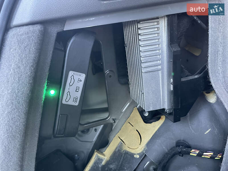Внедорожник / Кроссовер Audi Q5 2010 в Шишаки