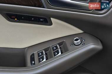 Позашляховик / Кросовер Audi Q5 2015 в 