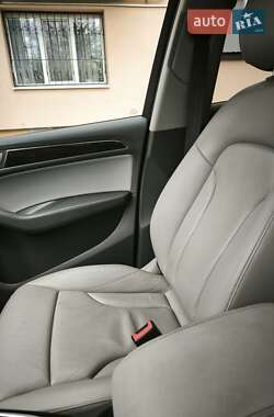 Внедорожник / Кроссовер Audi Q5 2013 в 
