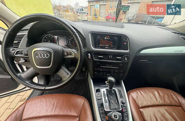 Внедорожник / Кроссовер Audi Q5 2011 в 