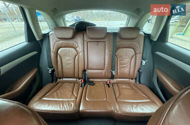 Внедорожник / Кроссовер Audi Q5 2011 в 