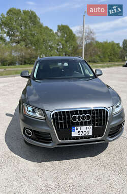 Внедорожник / Кроссовер Audi Q5 2015 в 