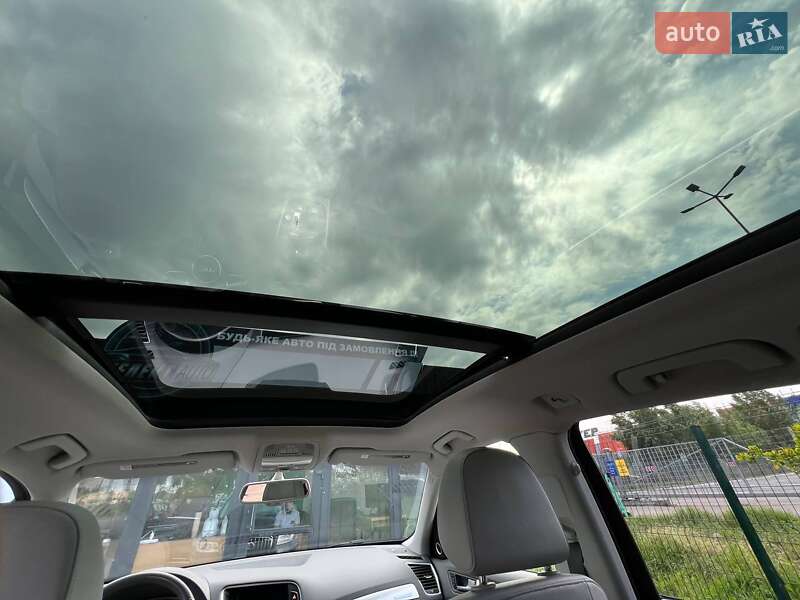 Внедорожник / Кроссовер Audi Q5 2015 в Киеве