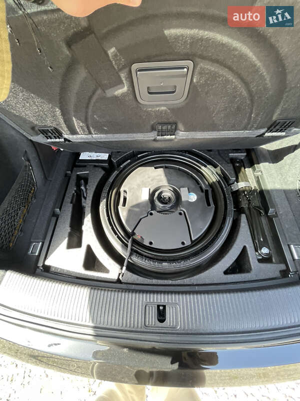 Внедорожник / Кроссовер Audi Q5 2018 в Киеве фото 7 Внедорожник / Кроссовер Audi Q5 2018 в Киеве