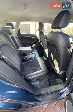 Внедорожник / Кроссовер Audi Q5 2016 в 
