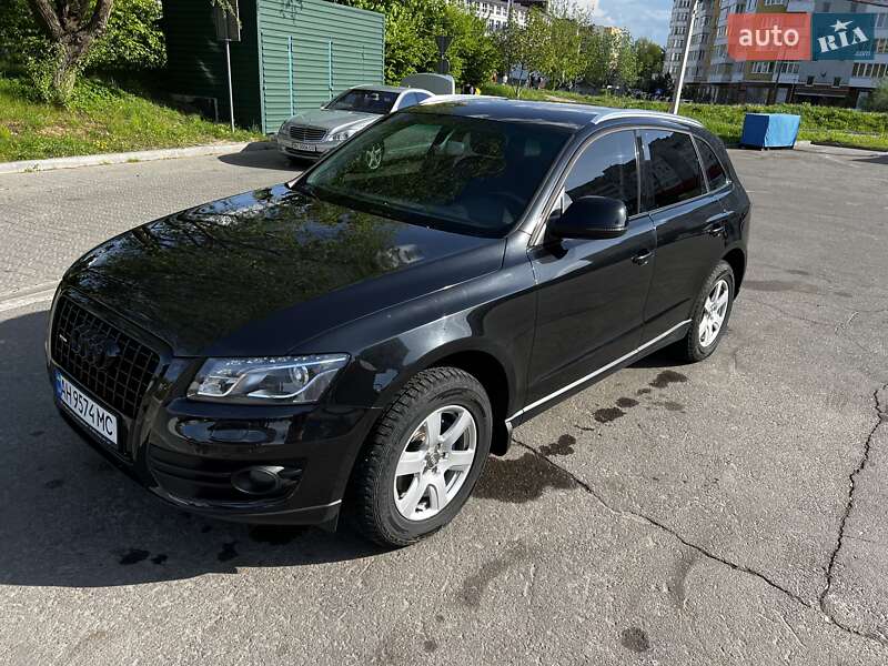 Внедорожник / Кроссовер Audi Q5 2011 в Львове