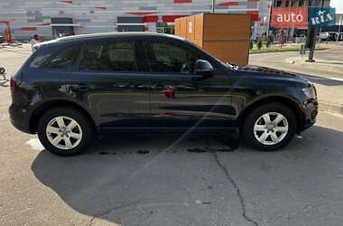 Внедорожник / Кроссовер Audi Q5 2011 в 
