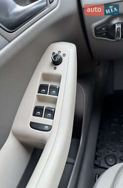 Внедорожник / Кроссовер Audi Q5 2010 в 