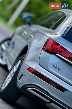 Внедорожник / Кроссовер Audi Q5 2021 в 