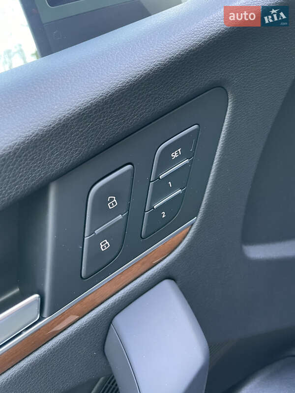 Позашляховик / Кросовер Audi Q5 2021 в Києві фото 15 Позашляховик / Кросовер Audi Q5 2021 в Києві