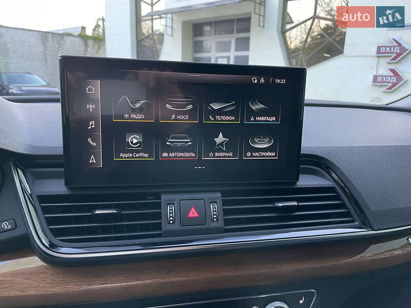 Позашляховик / Кросовер Audi Q5 2021 в Києві фото 22 Позашляховик / Кросовер Audi Q5 2021 в Києві
