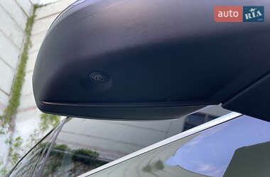 Внедорожник / Кроссовер Audi Q5 2021 в 