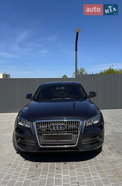 Внедорожник / Кроссовер Audi Q5 2011 в 