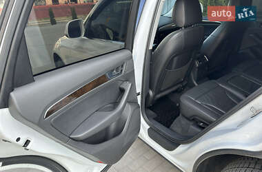 Позашляховик / Кросовер Audi Q5 2012 в 