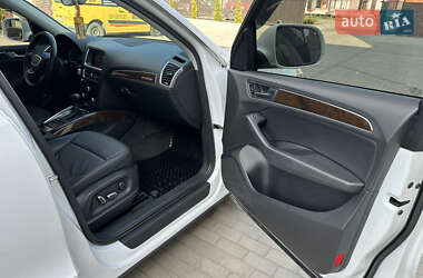 Позашляховик / Кросовер Audi Q5 2012 в 