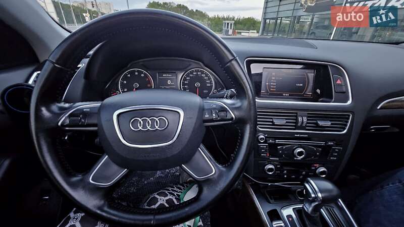 Внедорожник / Кроссовер Audi Q5 2016 в Харькове