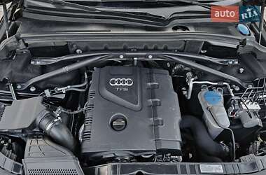 Внедорожник / Кроссовер Audi Q5 2016 в 