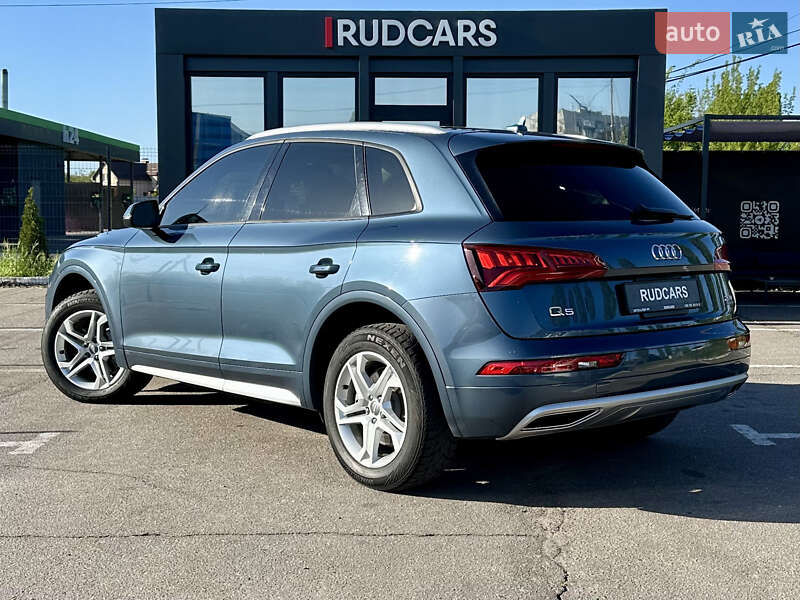 Внедорожник / Кроссовер Audi Q5 2018 в Кременчуге