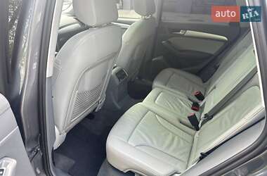 Внедорожник / Кроссовер Audi Q5 2015 в 