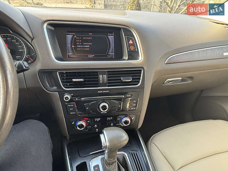 Позашляховик / Кросовер Audi Q5 2013 в Стрию