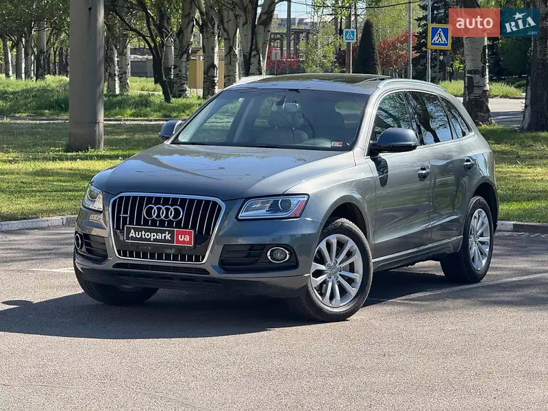 Внедорожник / Кроссовер Audi Q5 2015 в 