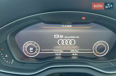 Внедорожник / Кроссовер Audi Q5 2017 в 