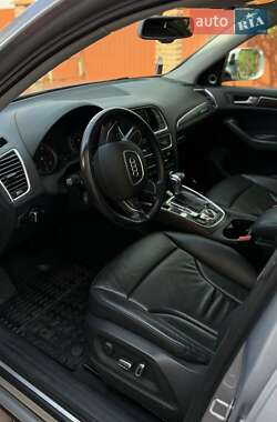 Внедорожник / Кроссовер Audi Q5 2016 в 