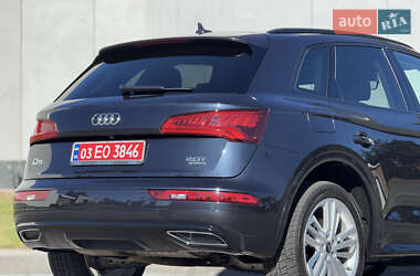 Внедорожник / Кроссовер Audi Q5 2018 в 