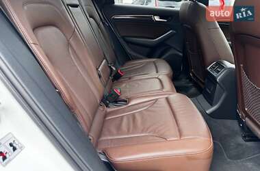 Внедорожник / Кроссовер Audi Q5 2015 в 