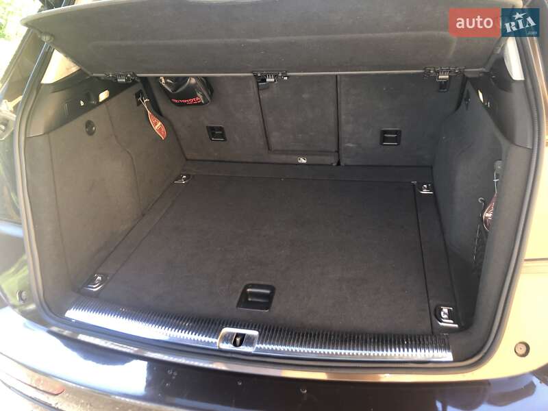 Внедорожник / Кроссовер Audi Q5 2011 в Хусте