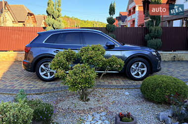 Внедорожник / Кроссовер Audi Q5 2022 в 