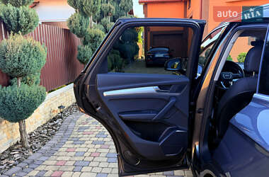 Внедорожник / Кроссовер Audi Q5 2022 в 