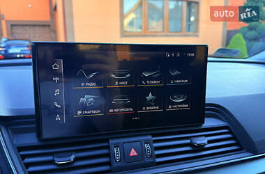 Внедорожник / Кроссовер Audi Q5 2022 в 