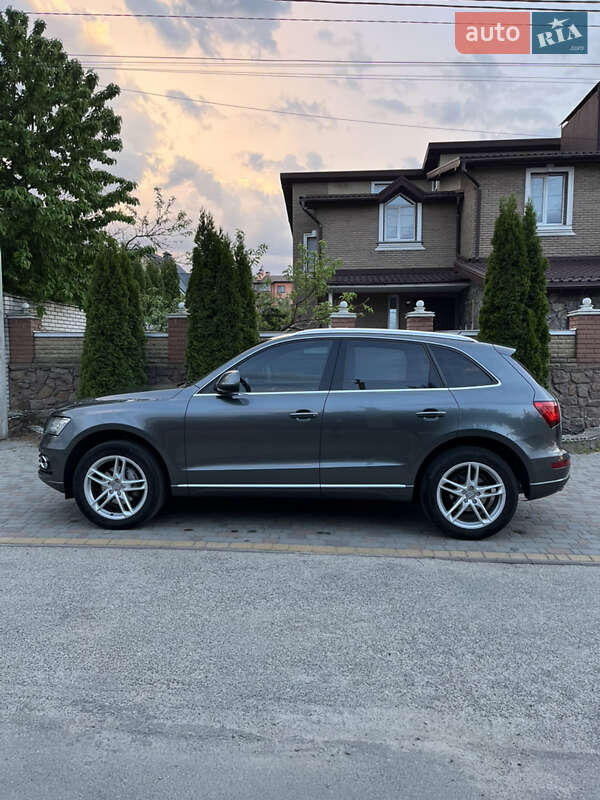Внедорожник / Кроссовер Audi Q5 2015 в Киеве