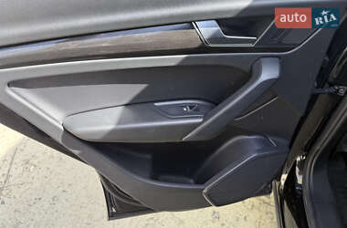 Позашляховик / Кросовер Audi Q5 2023 в 