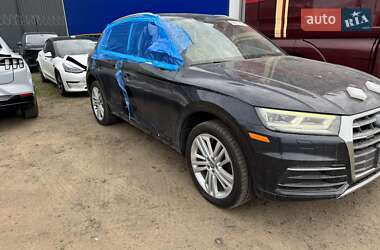 Внедорожник / Кроссовер Audi Q5 2018 в Луцке