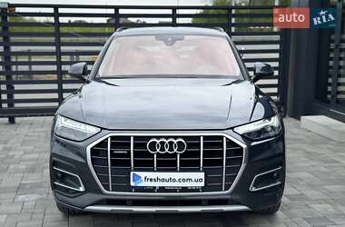 Внедорожник / Кроссовер Audi Q5 2021 в 