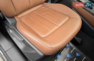 Внедорожник / Кроссовер Audi Q5 2021 в 