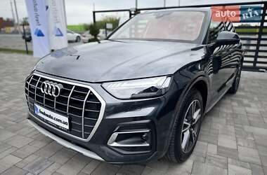 Внедорожник / Кроссовер Audi Q5 2021 в 
