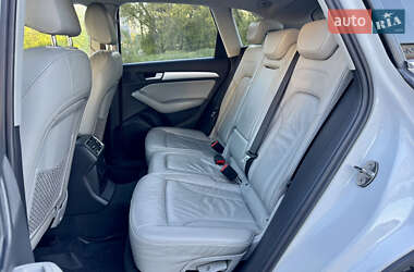 Позашляховик / Кросовер Audi Q5 2012 в 