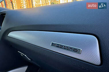 Позашляховик / Кросовер Audi Q5 2012 в 