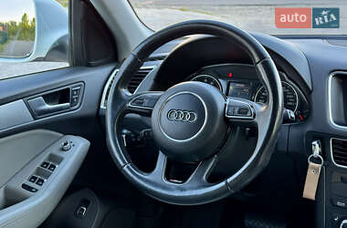 Позашляховик / Кросовер Audi Q5 2012 в 