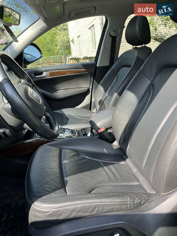 Внедорожник / Кроссовер Audi Q5 2015 в Городке