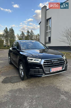 Внедорожник / Кроссовер Audi Q5 2018 в Маневичах