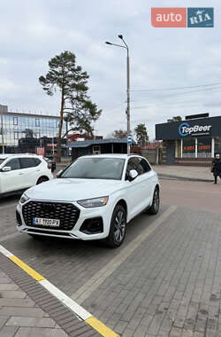 Внедорожник / Кроссовер Audi Q5 2022 в 
