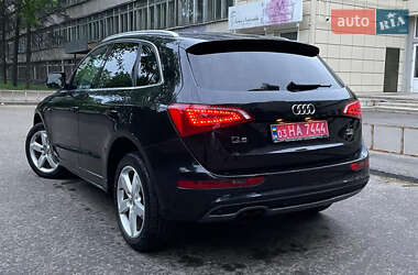 Внедорожник / Кроссовер Audi Q5 2011 в 